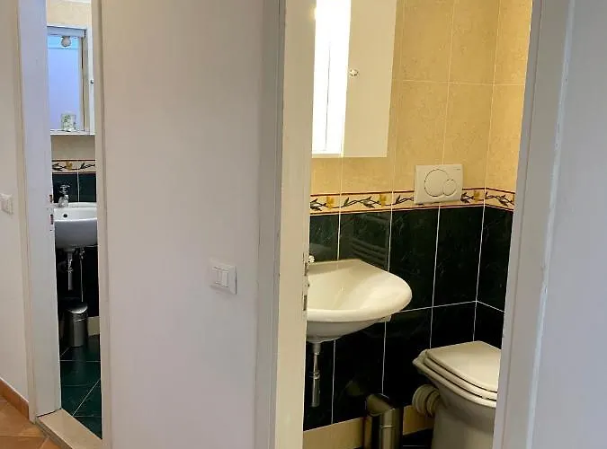 Nice & Roomy Behind The Uffizi Museum Apartament Florencja
